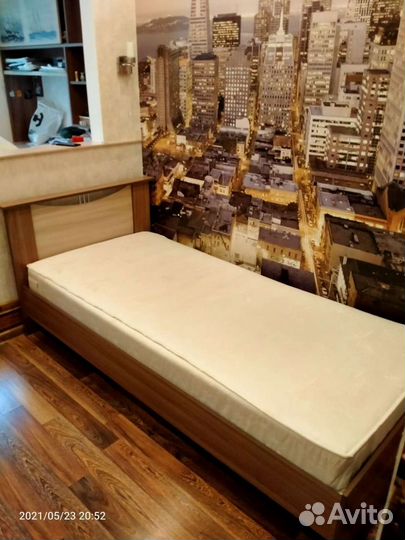 Взрослая подростковая кровать