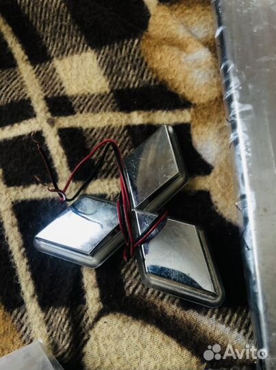 Накладки на пороги lancer 9