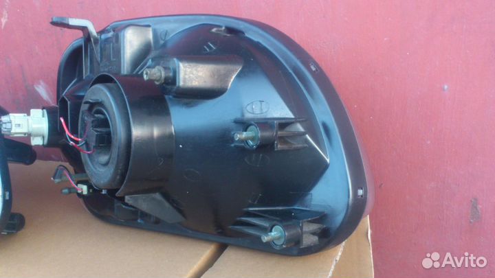 Фара ниссан марч K-11 95-2001г правая/левая