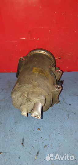 Компрессор кондиционера Ford C-Max Дизель kkda