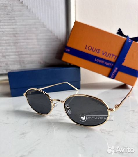 Солнцезащитные очки LV