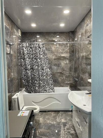 2-к. квартира, 84 м², 8/12 эт.