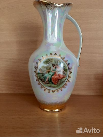 Немецкая фарфоравая ваза (кувшин)