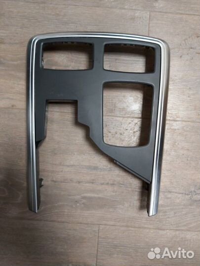 Накладка декоративная Mercedes Gl 400 166 276.821