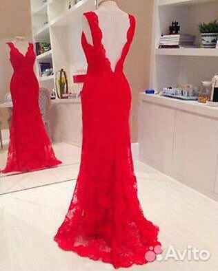 Платье новое s