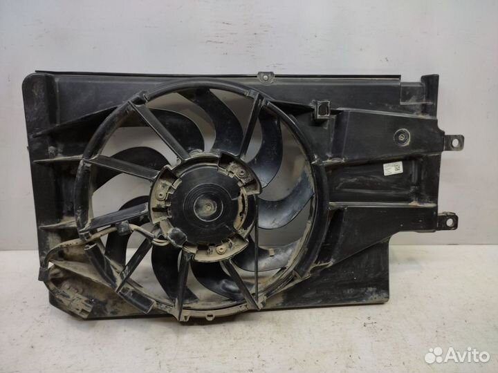 Диффузор радиатора LADA Granta 2011