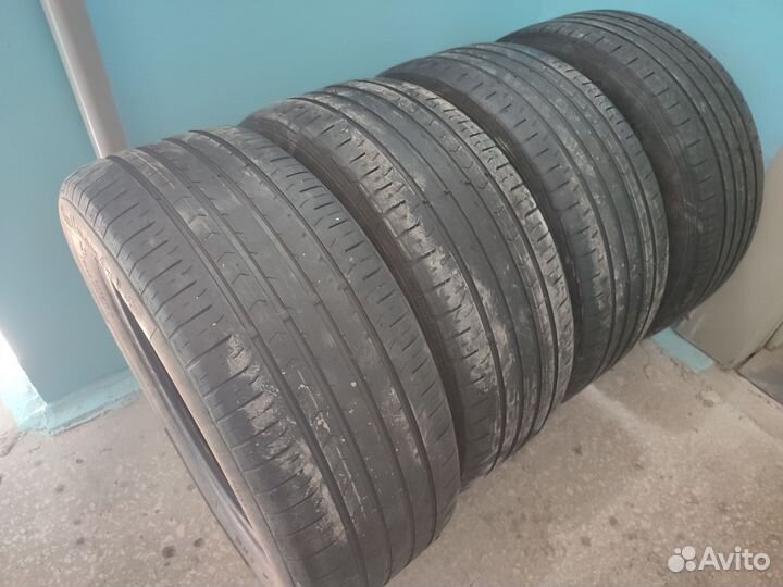 Continental ContiPremiumContact 215/55 R17