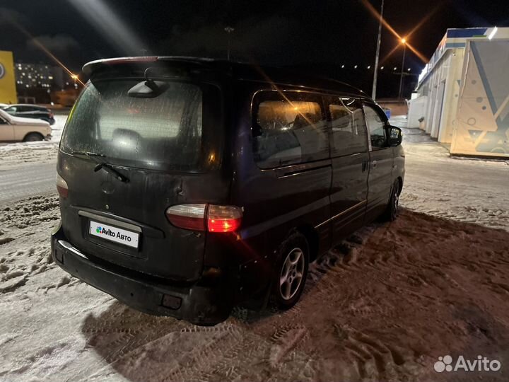 Hyundai Starex 2.5 AT, 2005, 290 000 км