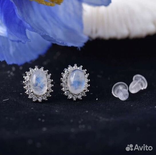 Серьги с лунным камнем