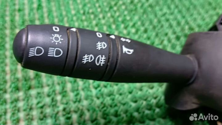 Подрулевой переключатель LADA vesta логан 1