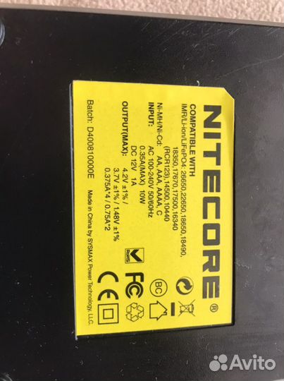 Надёжное авто зу NiteCore Digicharger D4