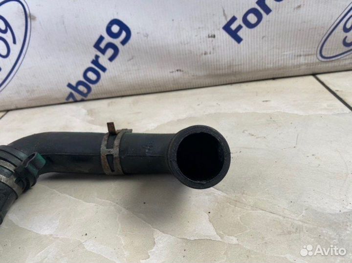 Шланг вентиляции картерных газов Ford Focus 2 CB4