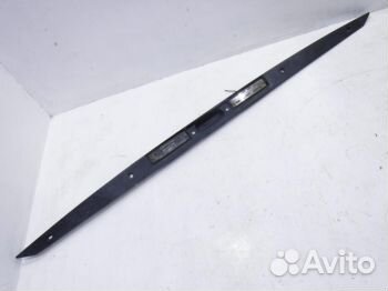 Накладка крышки багажника