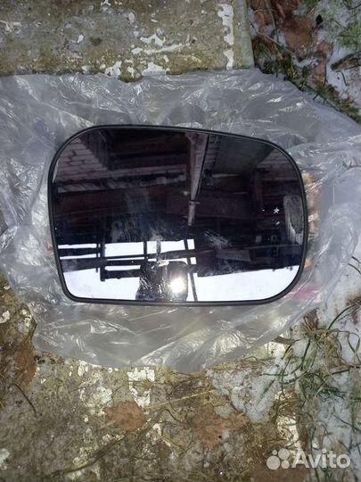 Зеркало заднего вида