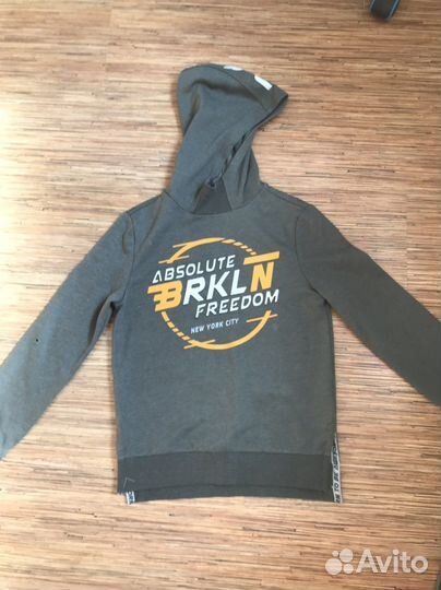 Толстовка для мальчика 140