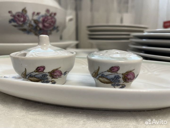 Столовый сервиз Хайтинского Фарфорового Завода