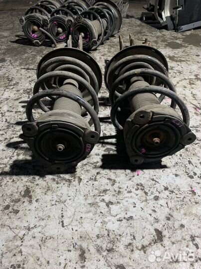 Амортизатор передний Nissan Murano Z51 VQ35DE