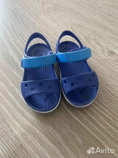 Сандали детские
