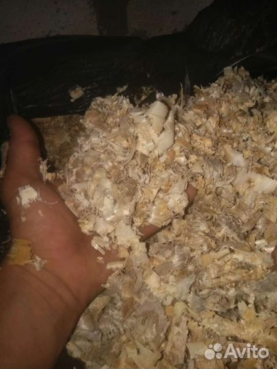 Опилки в мешках