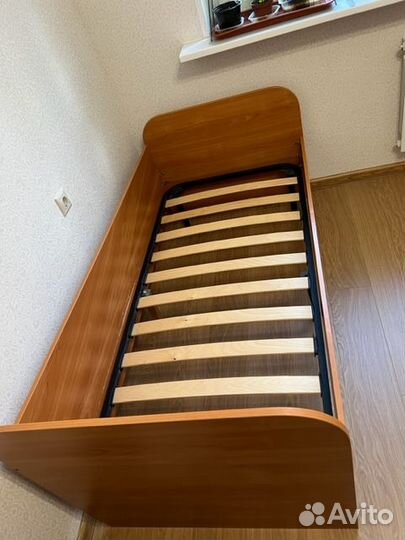 Детская кровать 170 80 с отдельным рееч.основанием