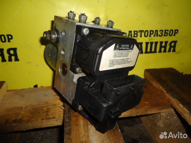 Блок ABS Toyota Corolla 120