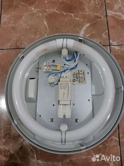 Светильники потолочные, настенные