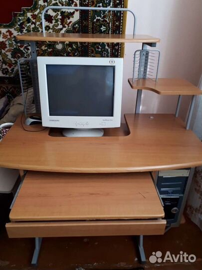 Компьютерный стол бу