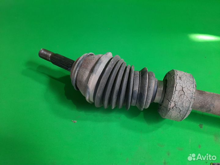 Привод правый Renault Logan 1