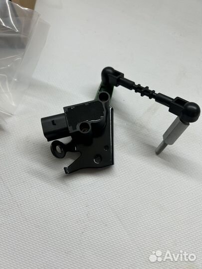 Датчик регулировки дорожного просвета 4H0941285G