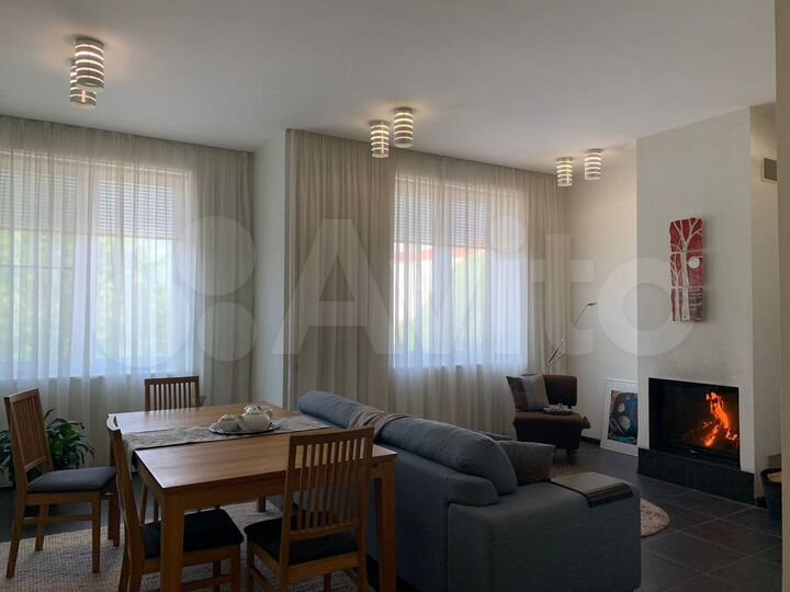 Своб. планировка, 288 м², 3/3 эт.
