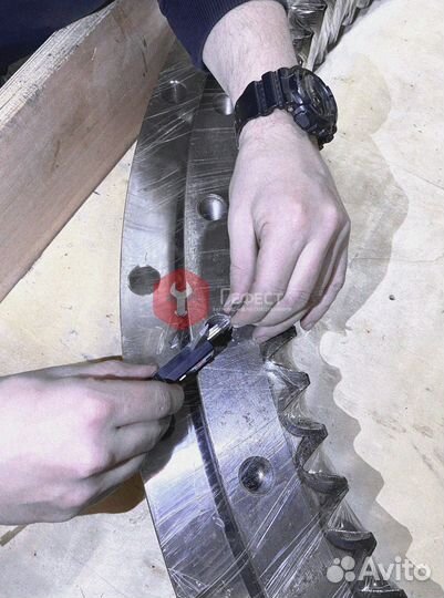 Поворотный круг Hyundai RB260LC-9S 81EN-00053GG