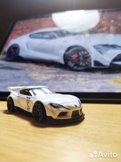 Машинки hot wheels