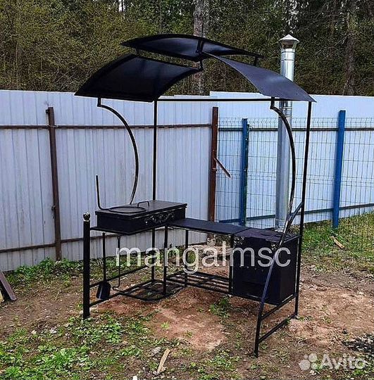Мангал с крышей лофт