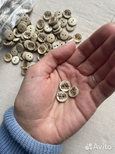 Кокосовые пуговицы
