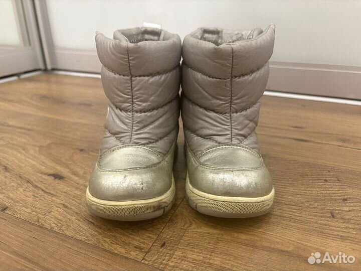 Ботинки демисезонные для девочки 23-24 р