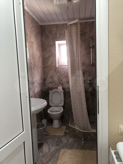 Комната 30 м² в 1-к., 2/2 эт.