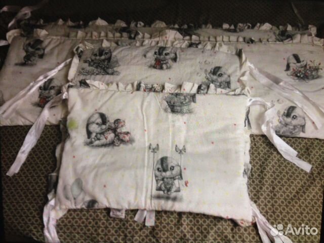 Бортики в кроватку + простынь на резинке