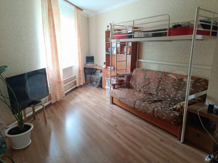 4-к. квартира, 114 м², 1/1 эт.