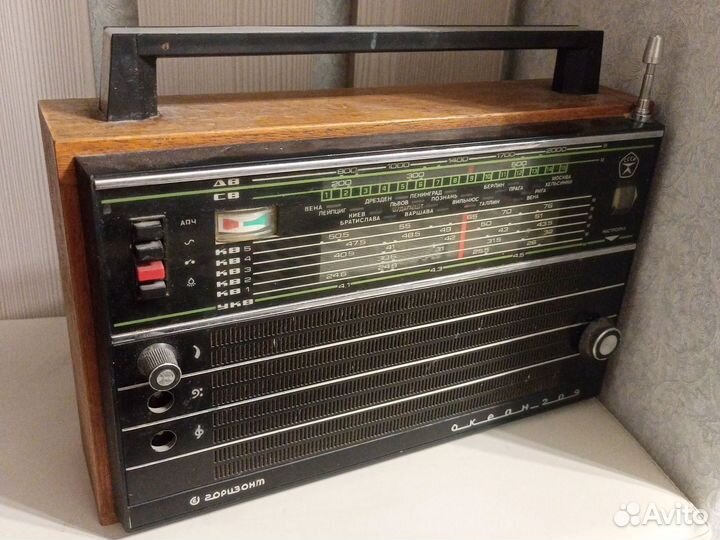 Радиоприемник Океан 209