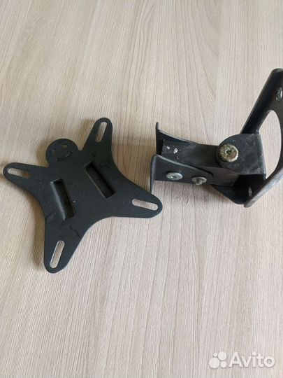 Крепление для телевизора на стену