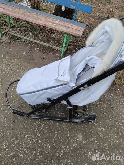 Детские зимние санки