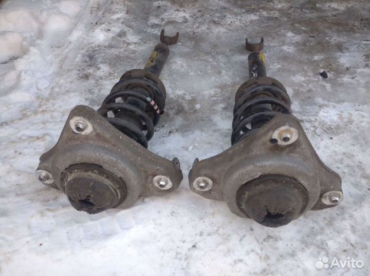 Комплект передних стоек Audi A6 C6 2.4