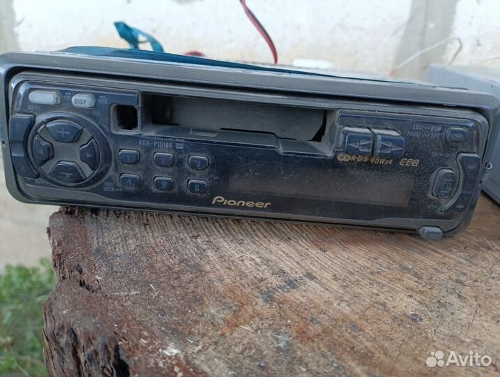 Магнитофоны пионер и урал(цена за оба)