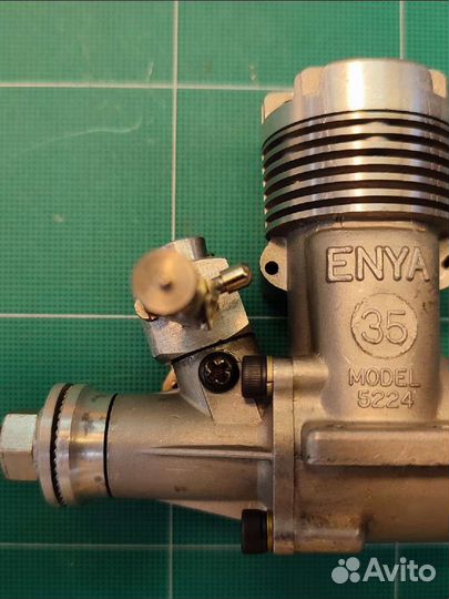 Авиамодельный двигатель Enya 35