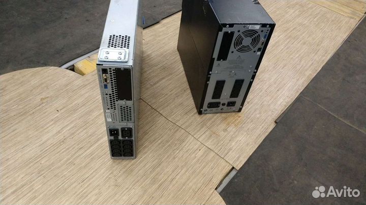 Ибп apc surtd3000xli srt2200xli