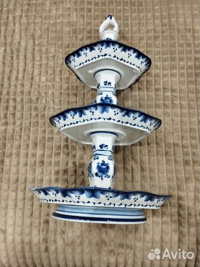 Гжель - фарфор 3 ярусная этажерка