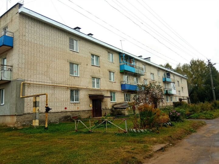 2-к. квартира, 54 м², 3/3 эт.