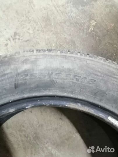 Roadstone Roadian HP SUV 255/55 R18