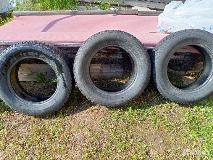 Michelin X-Ice North 4 215/65 R16 102T