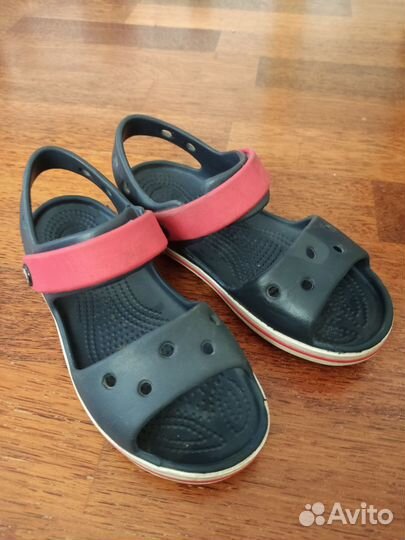 Сандалии crocs детские